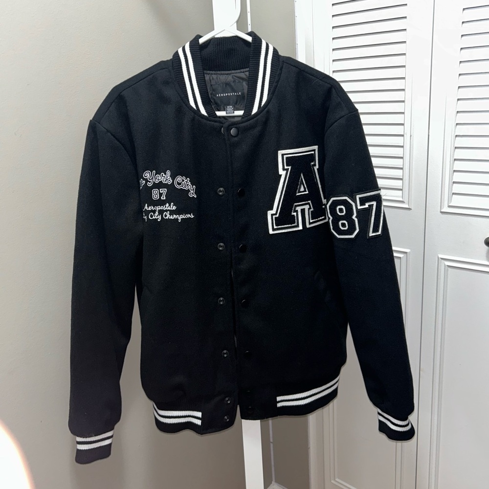 Aeropostale Thick Black Bomber Jacket with White Stripes Collar (New)
